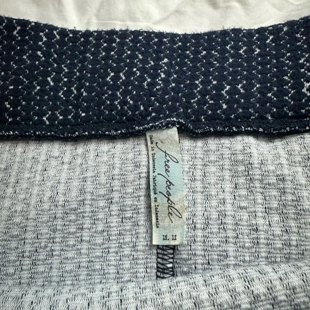 Free People Women’s Navy Geometric‎ Knit Pull On Midi Skirt Medium Stretch